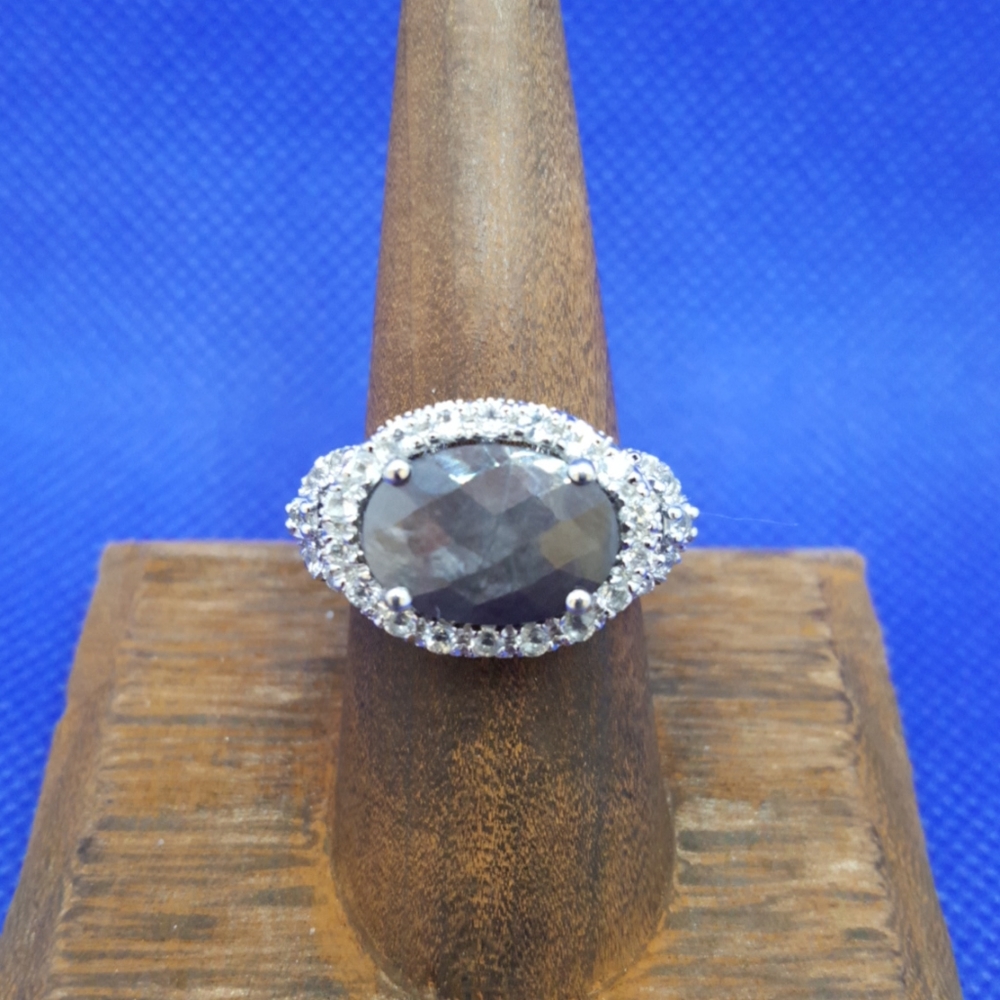 Sterling Silver and Gray Agate Ring